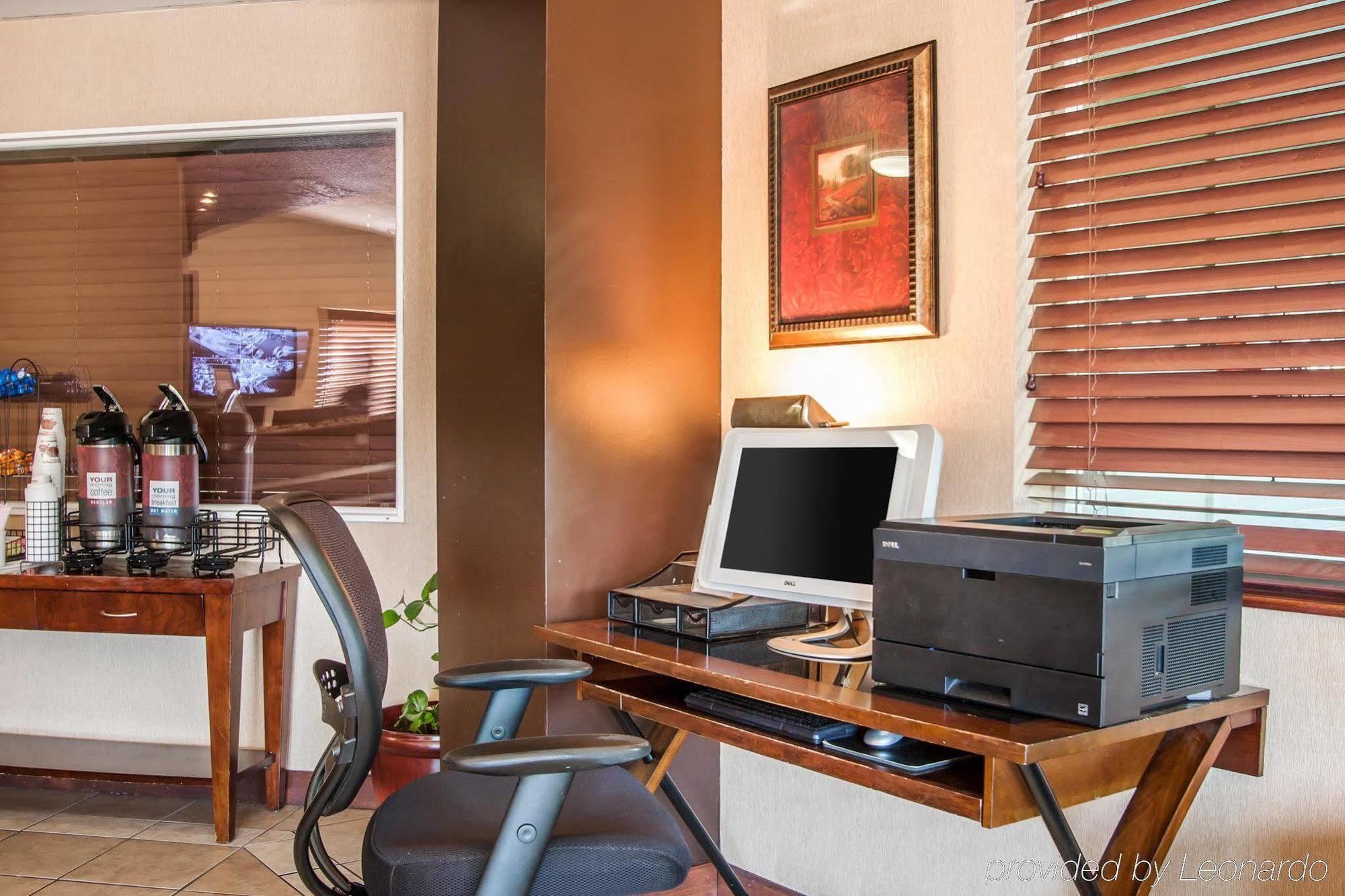 Comfort Inn & Suites-Portland Airport Kültér fotó