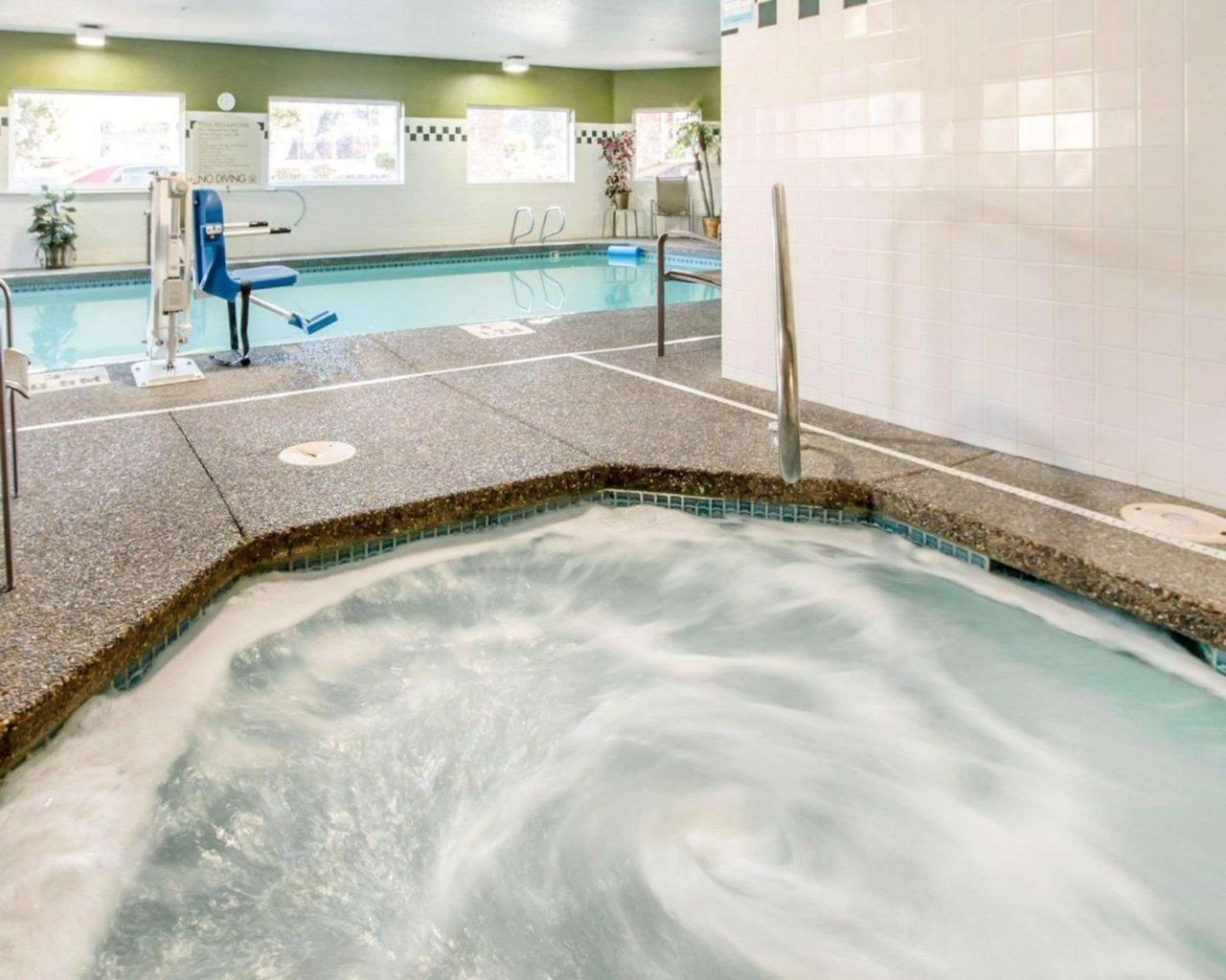 Comfort Inn & Suites-Portland Airport Kültér fotó