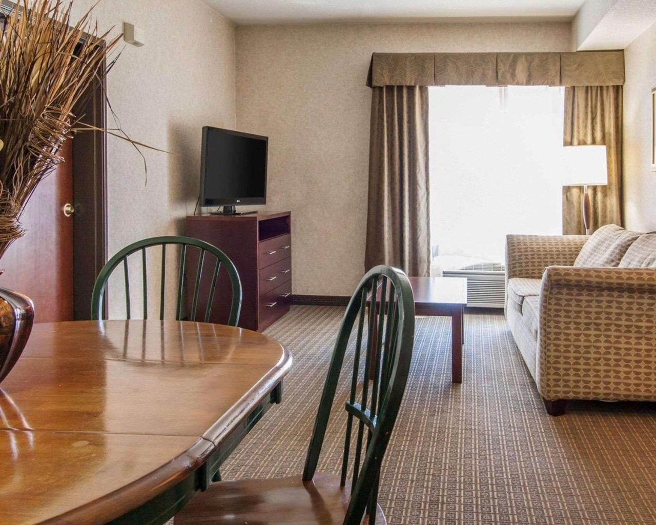 Comfort Inn & Suites-Portland Airport Kültér fotó